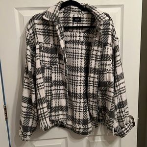 Trendy VICI SHACKET 😍🥹